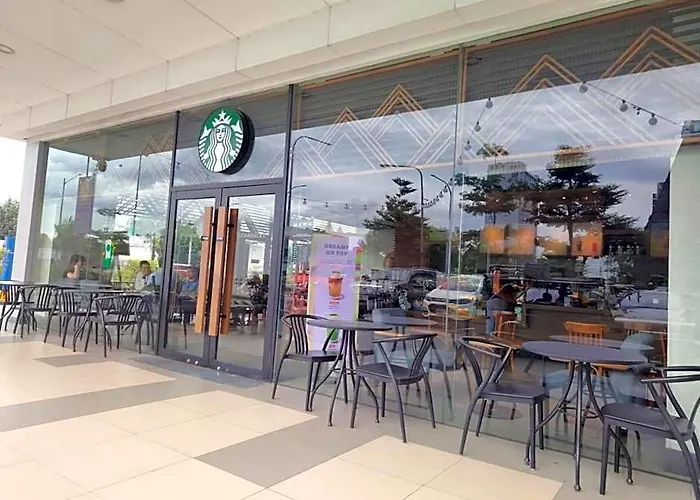 Shore Staycation Unit At Mall Of